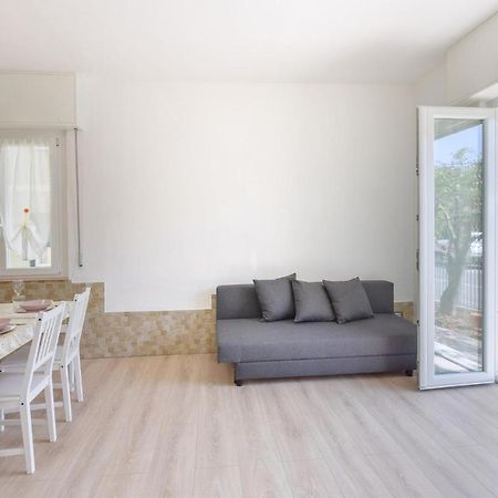 Amazing Apartment In Rapallo With Kitchen エクステリア 写真
