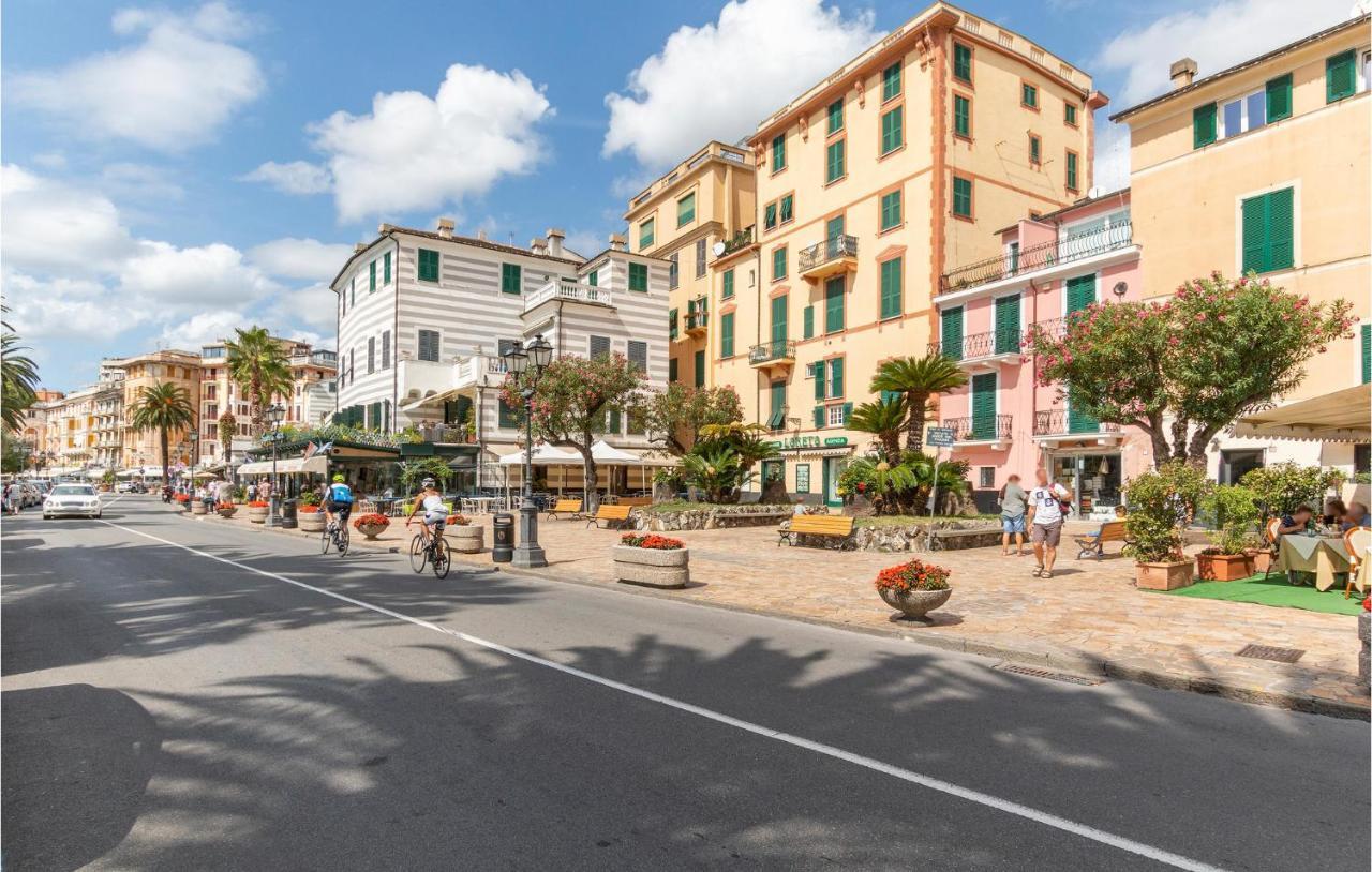 Amazing Apartment In Rapallo With Kitchen エクステリア 写真